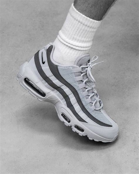 nike air max 95 heren grijs|Heren Air Max 95 Schoenen (7) .